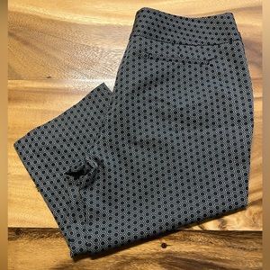Worthington Dress Capris